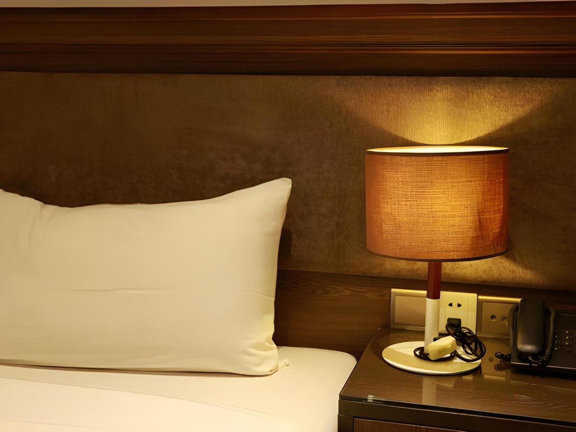Collection O Le Grand Hanoi Hotel - The Tryst Luaran gambar